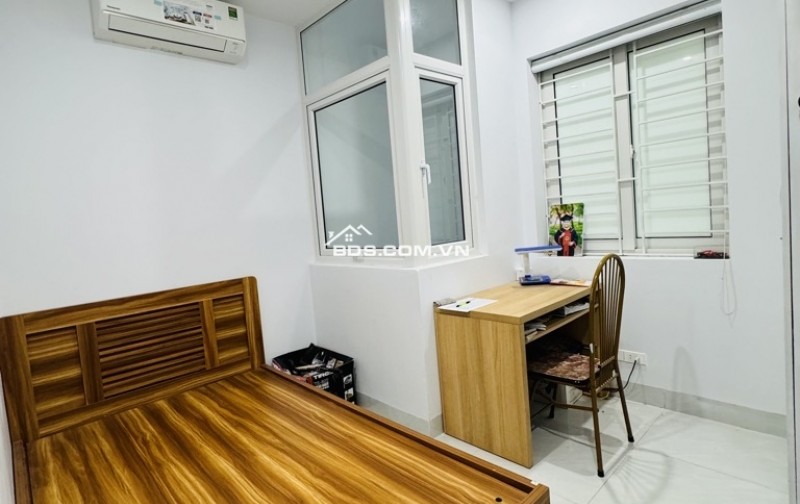 Nhà 5tầng ngõ ô tô đỗ cửa, kề ngã tư Tôn Thất Tùng - Phạm Ngọc Thạch - Chùa Bộc - Đông Tác; 45m2; 14.8tỷ